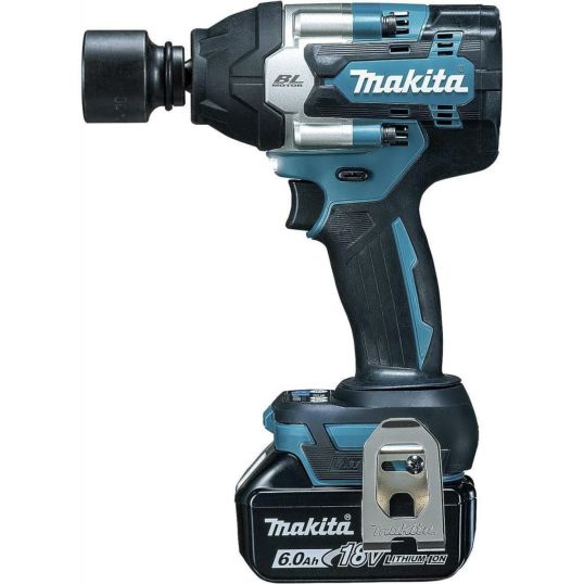 マキタ makita 充電式インパクトレンチ 18V6Ah バッテリ2本・充電器・ケース付 TW700DRGX 充電式 インパクトレンチΩ